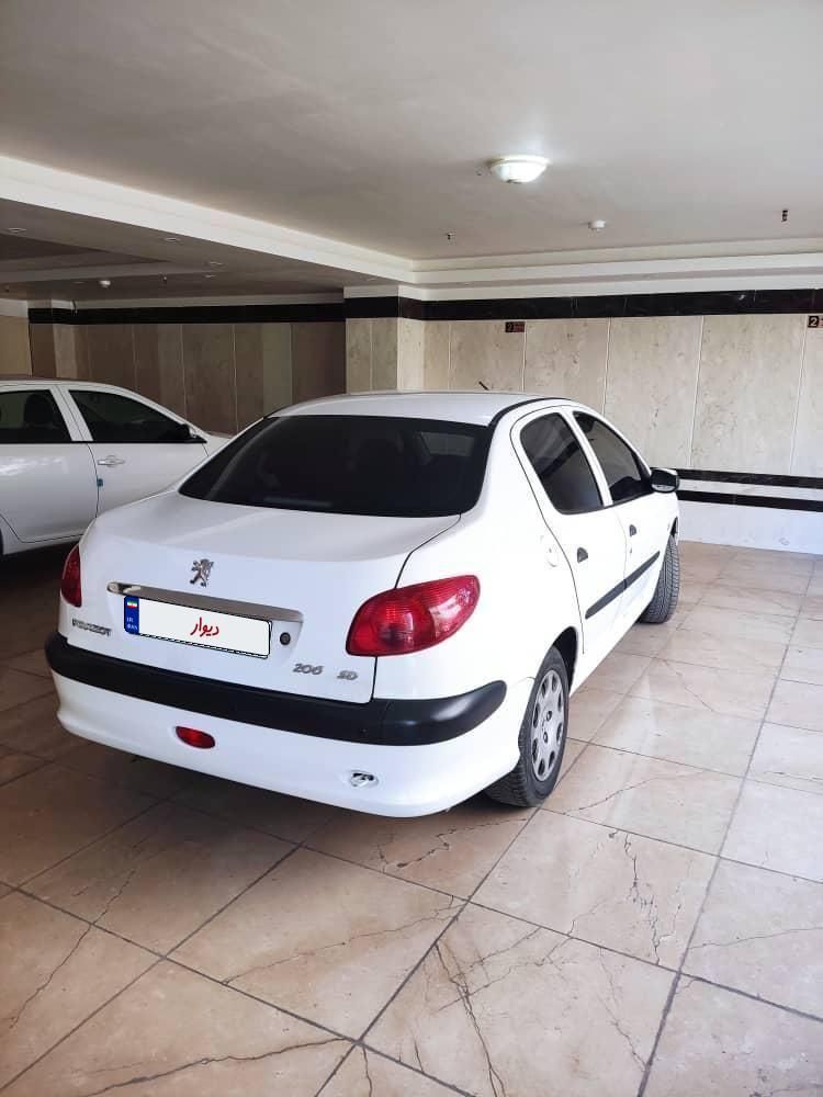 پژو ۲۰۶ صندوق دار v8 - 1398