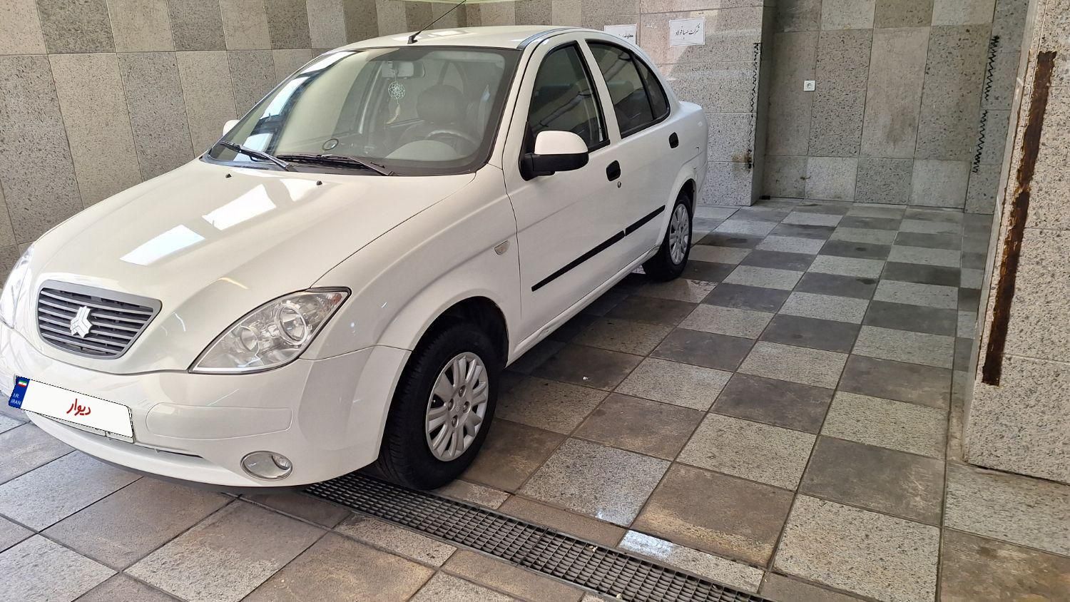 تیبا صندوق دار SX - 1400