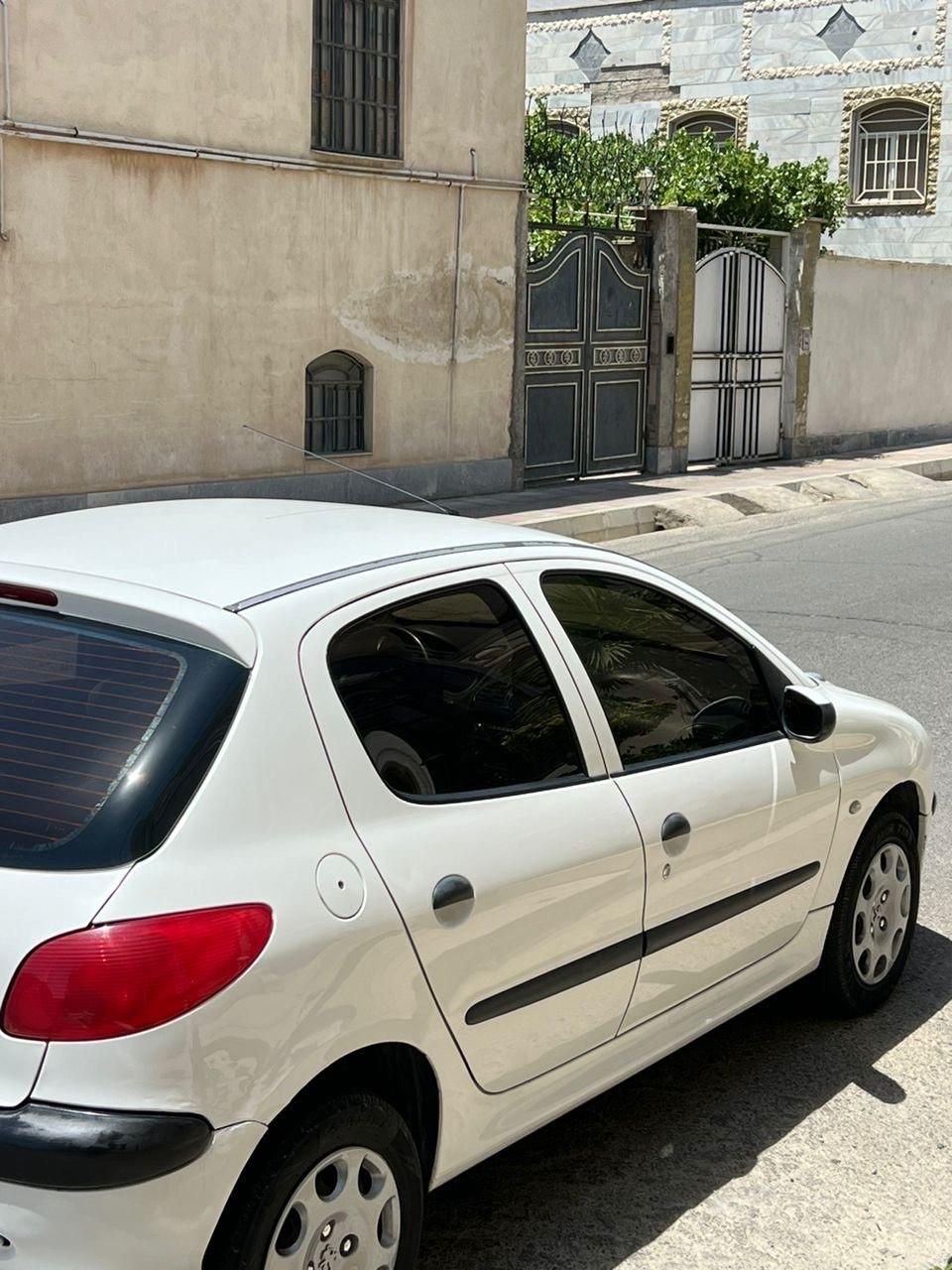 پژو 206 تیپ 5 - 1396