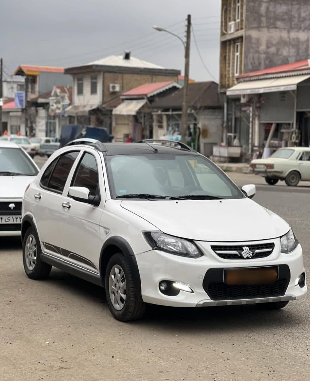 کوییک R دنده‌ای - 1402