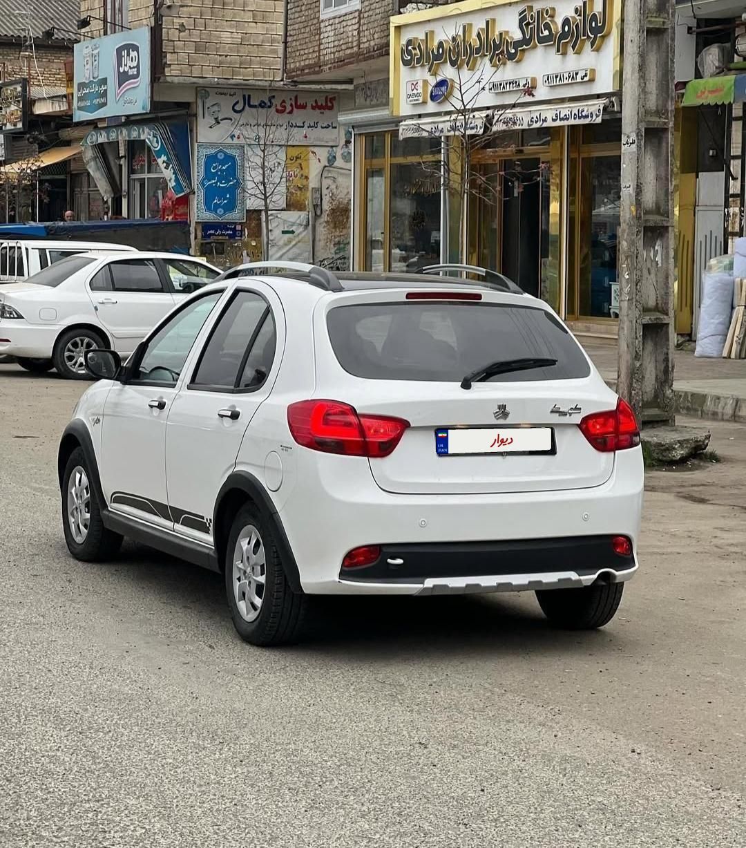 کوییک R دنده‌ای - 1402