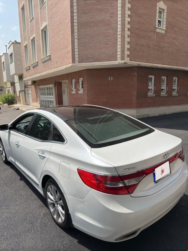 هیوندای آزرا (گرنجور) 3300cc - 2013