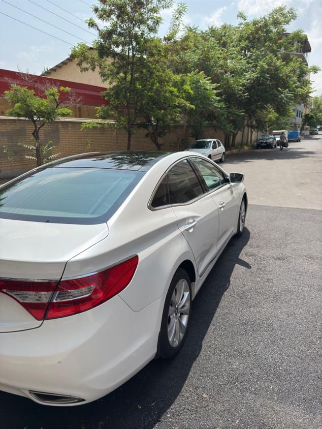 هیوندای آزرا (گرنجور) 3300cc - 2013