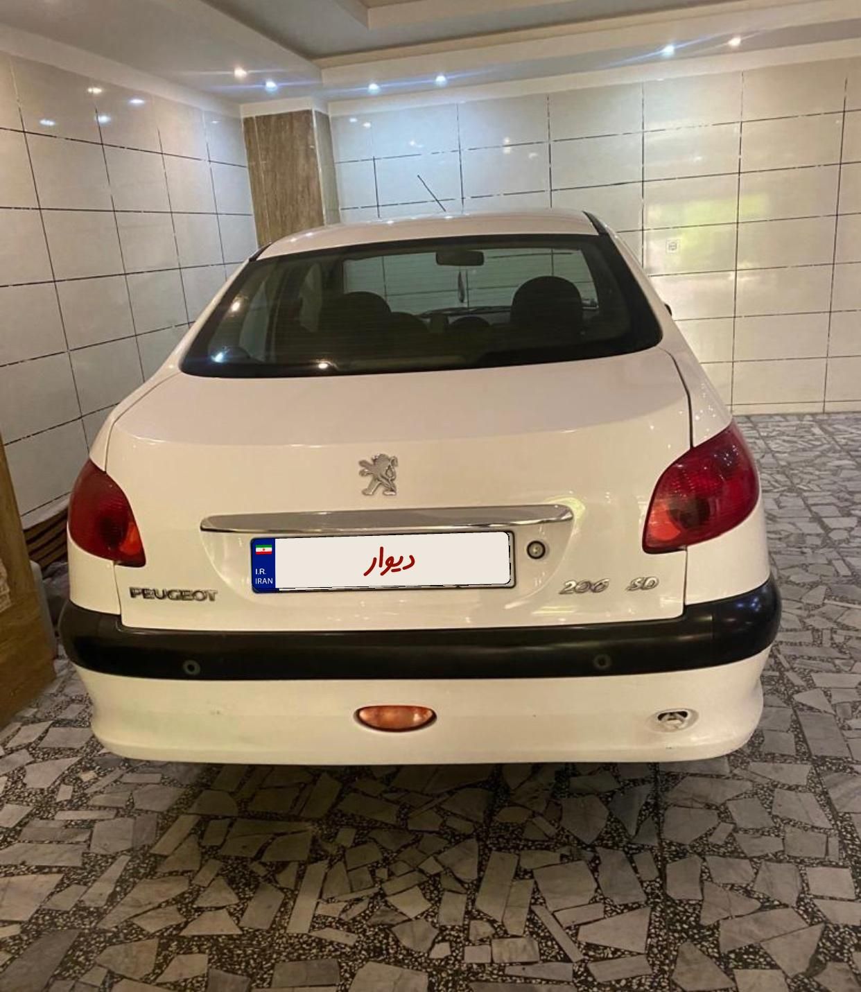 پژو ۲۰۶ صندوق دار v8 - 1396