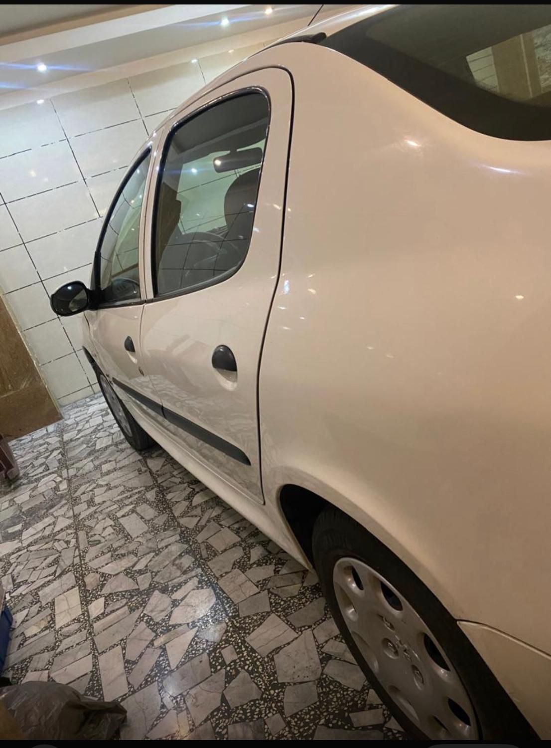 پژو ۲۰۶ صندوق دار v8 - 1396