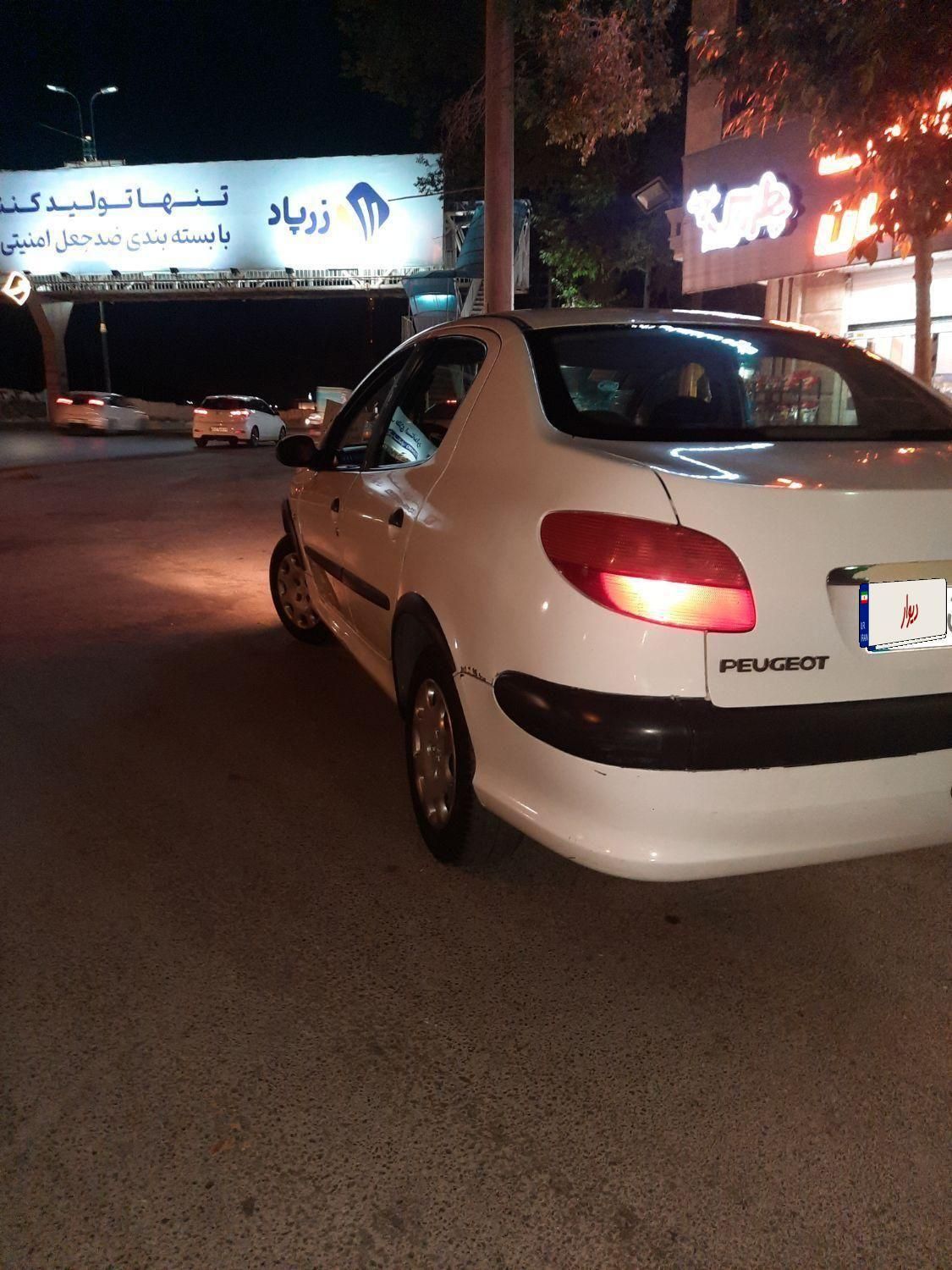 پژو ۲۰۶ صندوق دار v20 - 1388