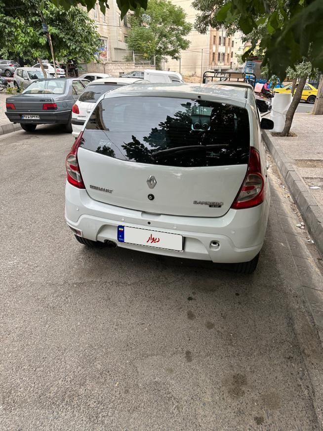 رنو ساندرو اتوماتیک - 1396