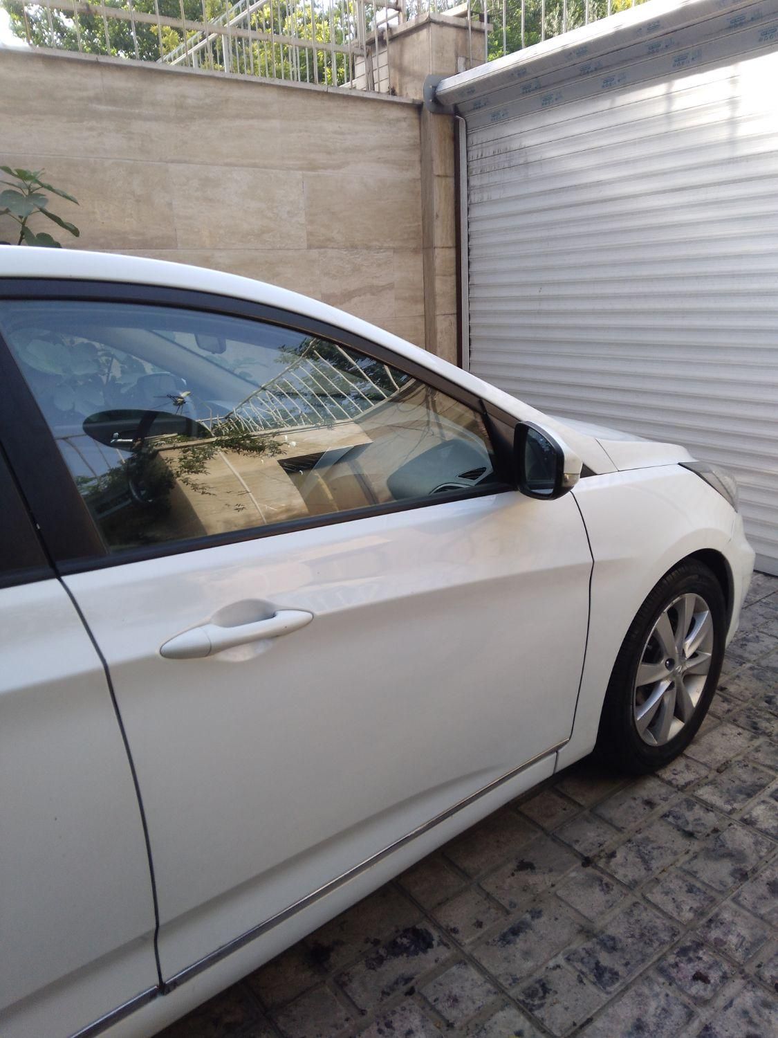 هیوندای اکسنت جی‌ال‌اس - 2014