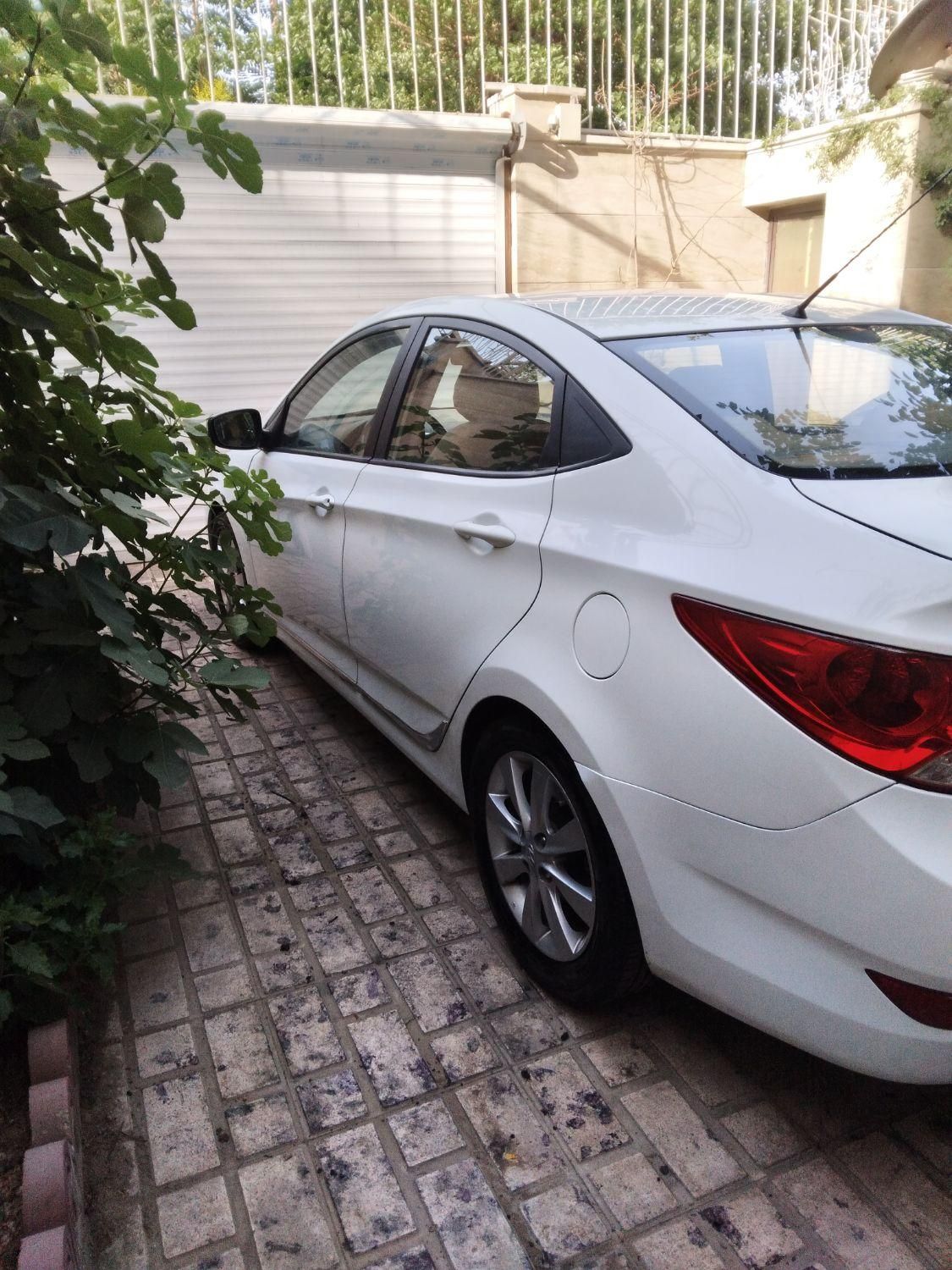 هیوندای اکسنت جی‌ال‌اس - 2014