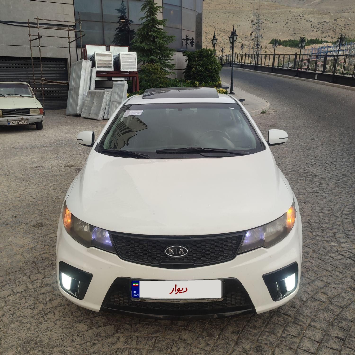 کیا سراتو کوپه فول اتوماتیک موتور 1600 - TD - 2013