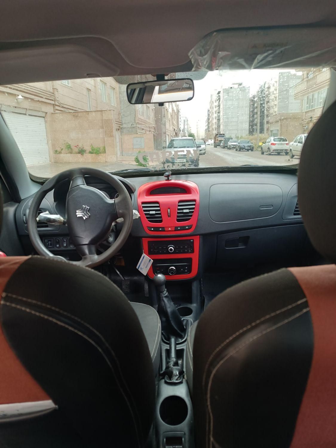 کوییک R دنده‌ای - 1401