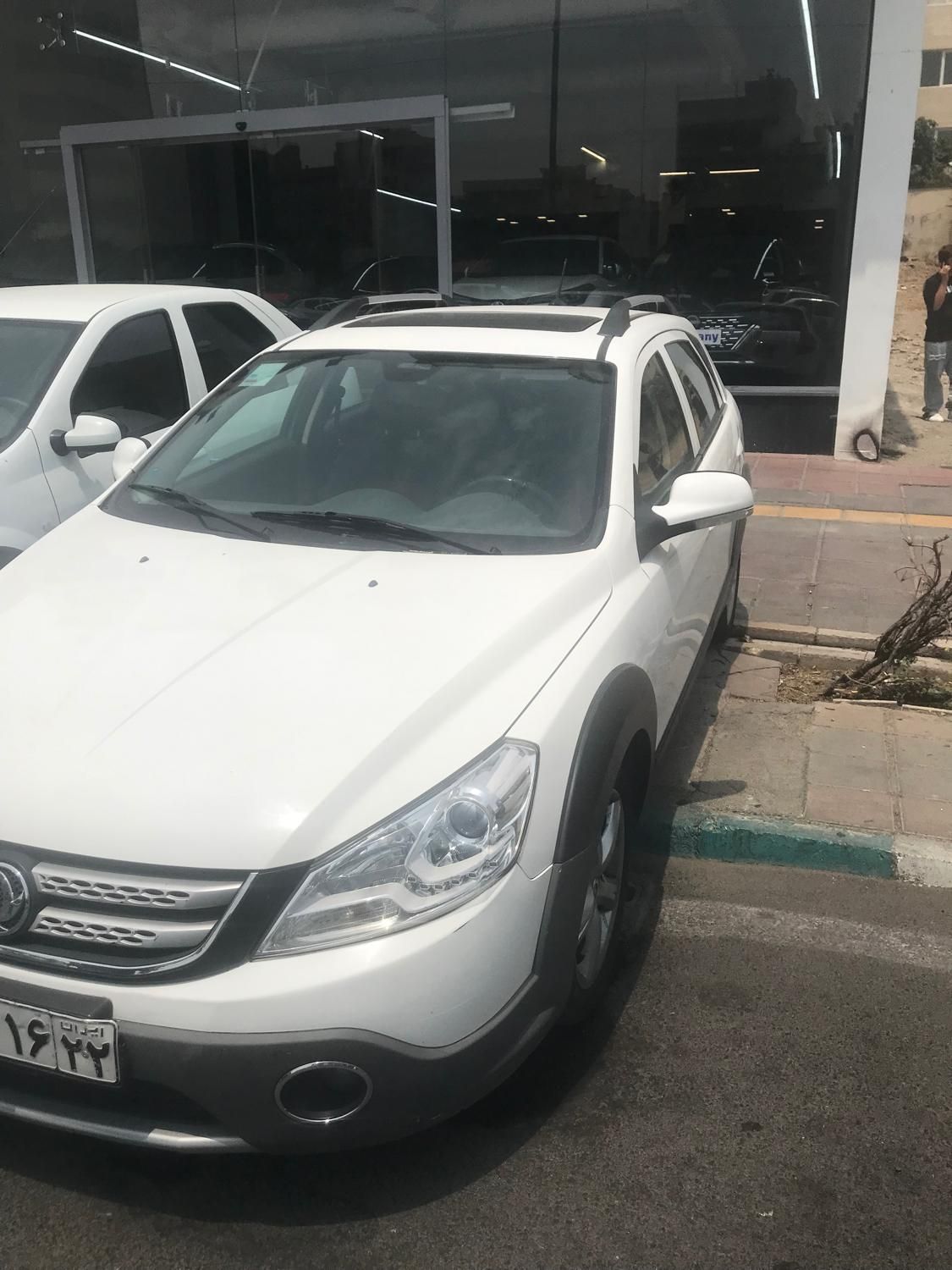 خودرو دانگ فنگ، H30 کراس آگهی ann_18577654