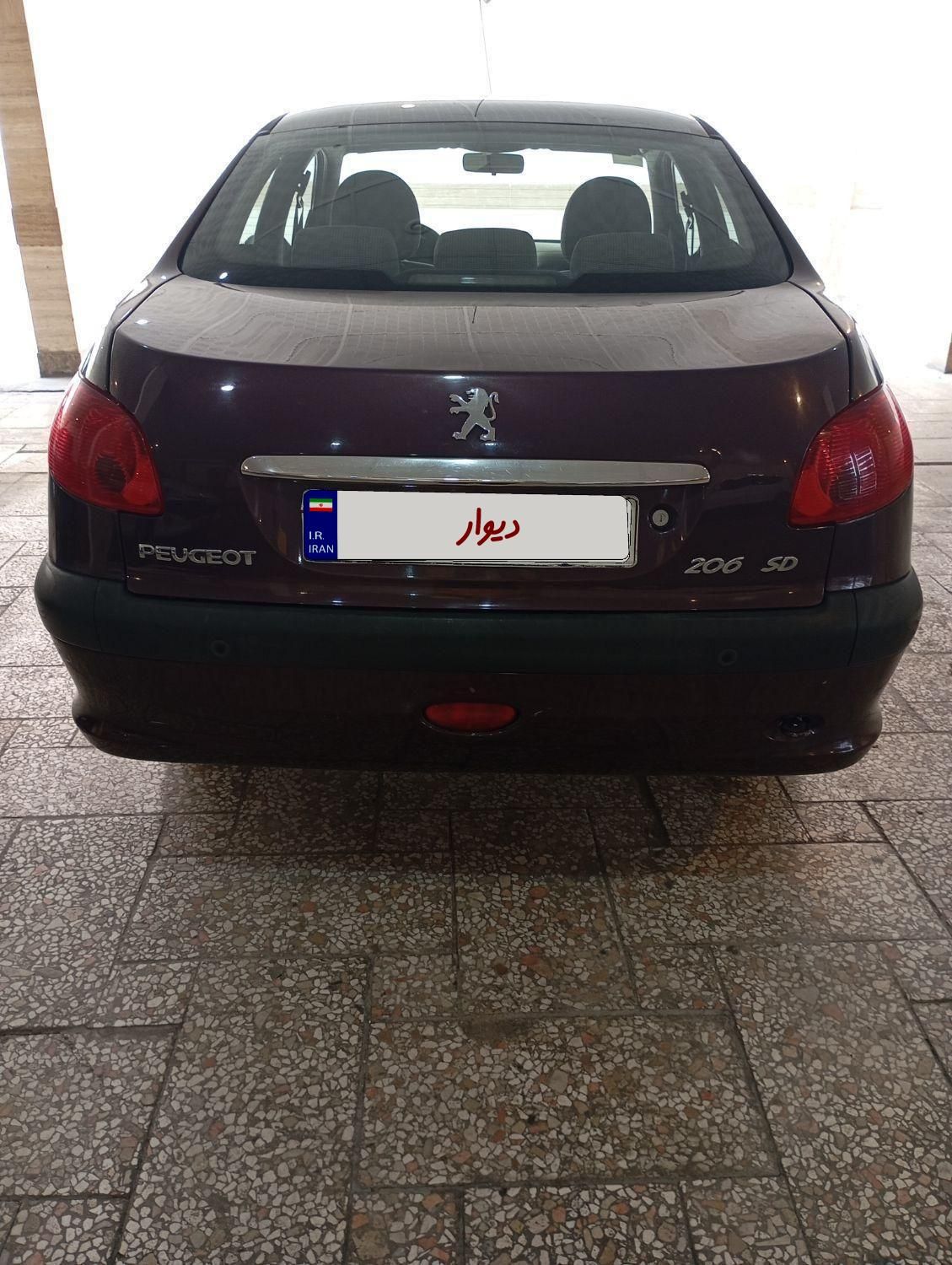 پژو ۲۰۶ صندوق دار v8 - 1395