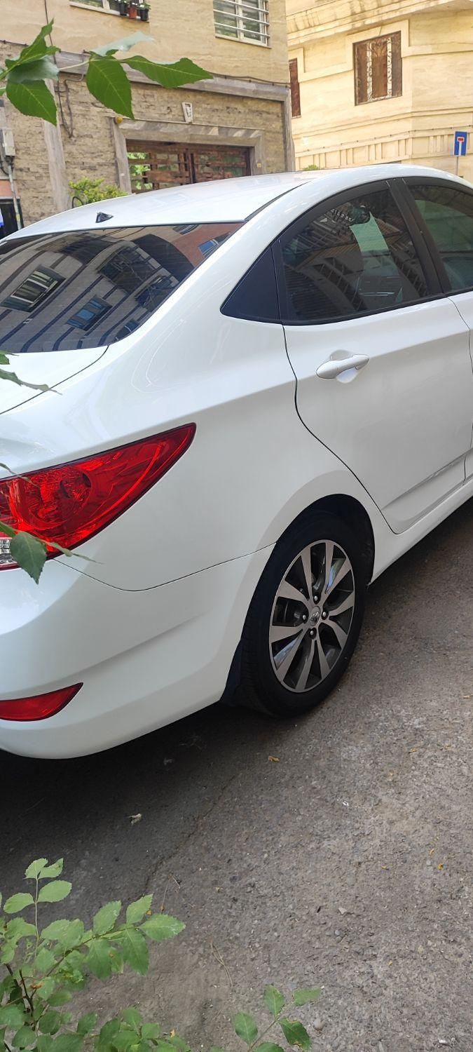 هیوندای اکسنت 1.6 لیتر بلو - 2015