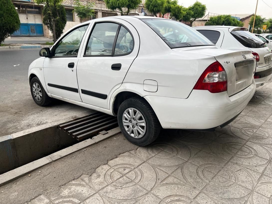 تیبا صندوق دار EX - 1390
