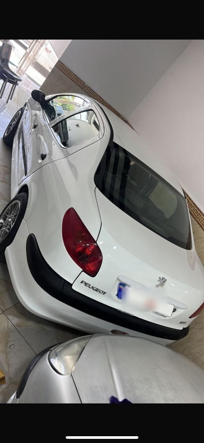 پژو ۲۰۶ صندوق دار v8 - 1394