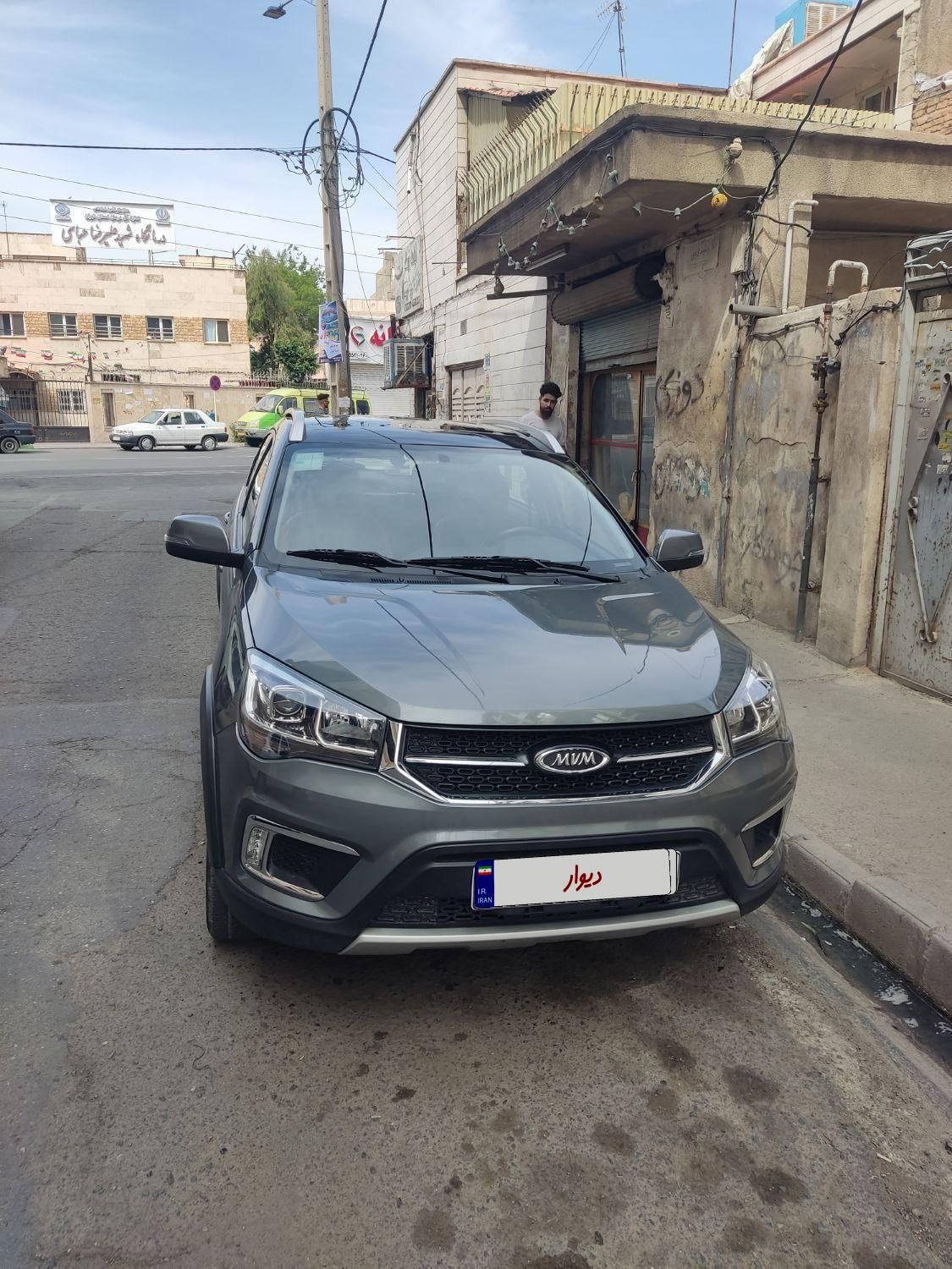 خودرو ام وی ام، X22 آگهی ann_18578208