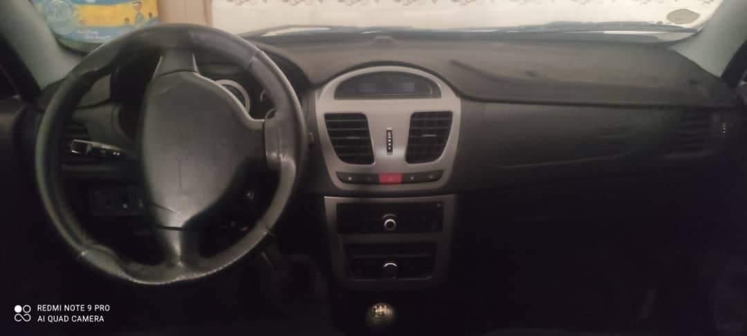 خودرو کوییک، معمولی آگهی ann_18578245