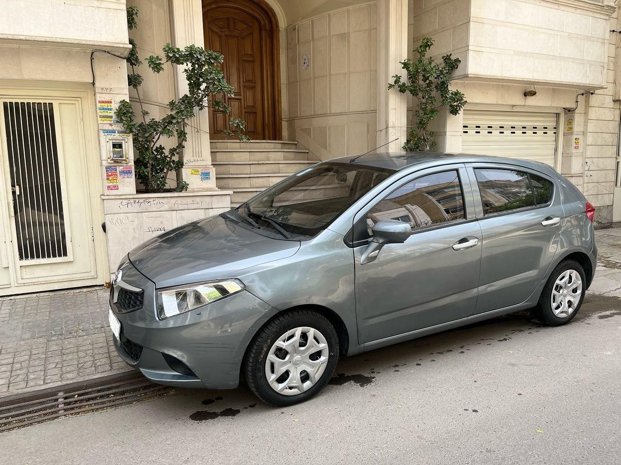 خودرو برلیانس، H220 آگهی ann_18578434