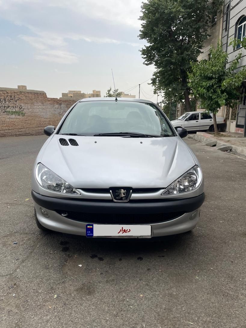خودرو پژو، ۲۰۶ صندوق دار آگهی ann_18578601
