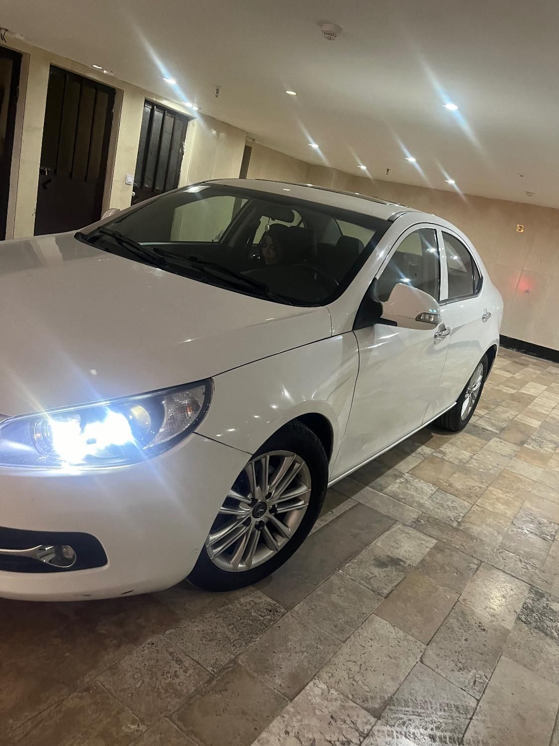 جک J5 اتوماتیک - 2014