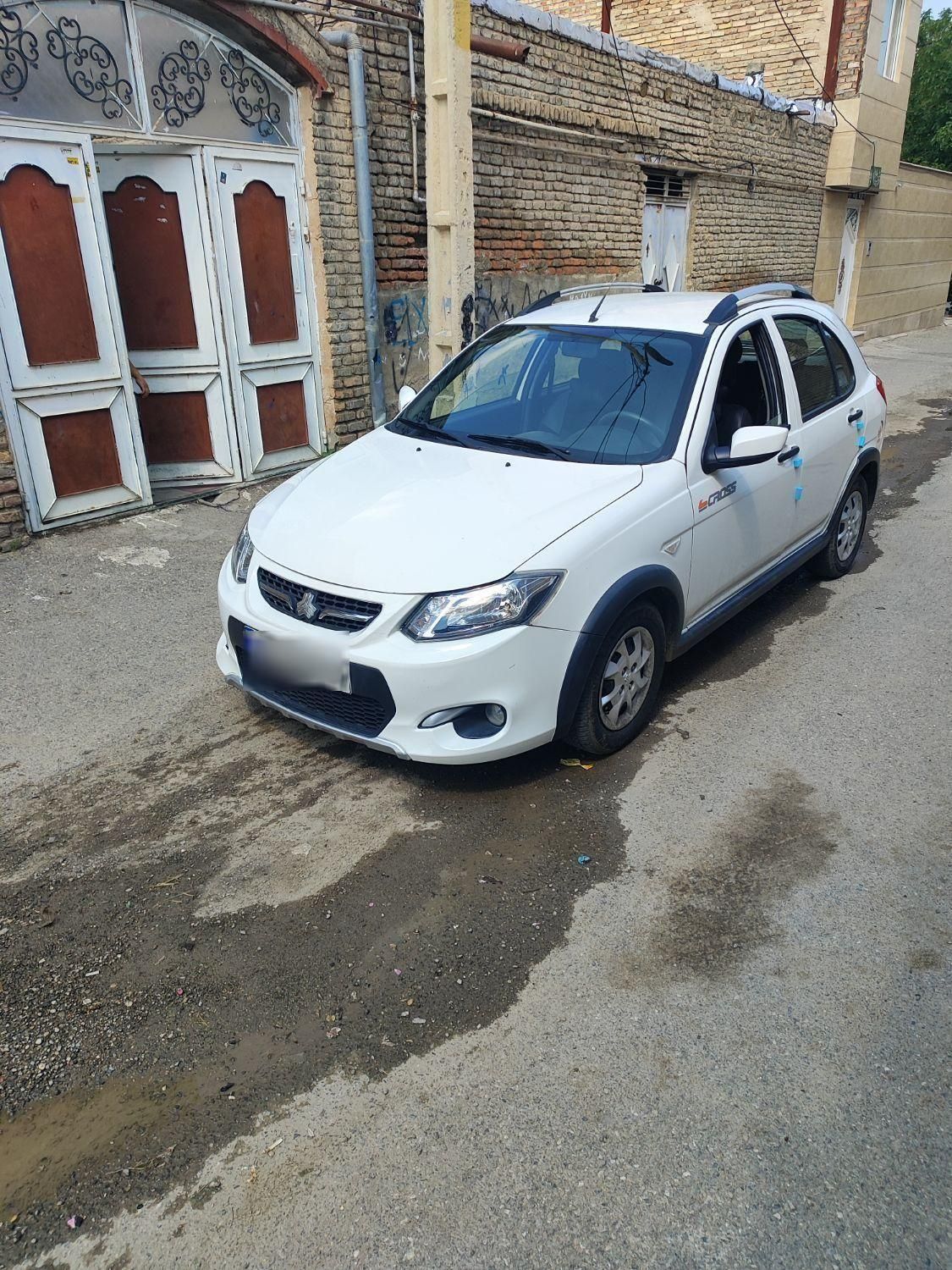 خودرو کوییک، معمولی آگهی ann_18579633