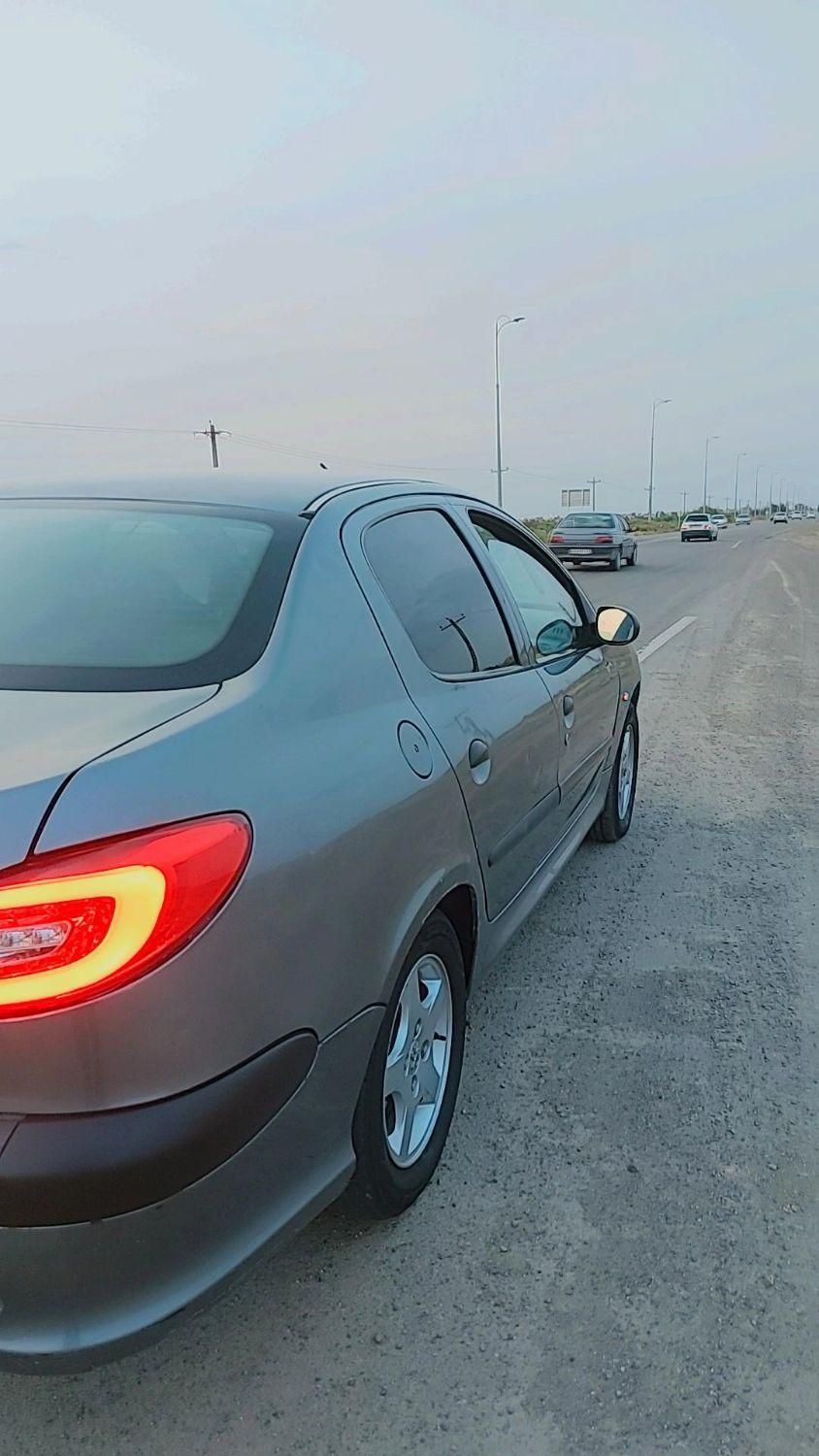 پژو ۲۰۶ صندوق دار v8 - 1386