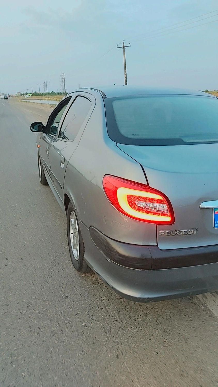 پژو ۲۰۶ صندوق دار v8 - 1386