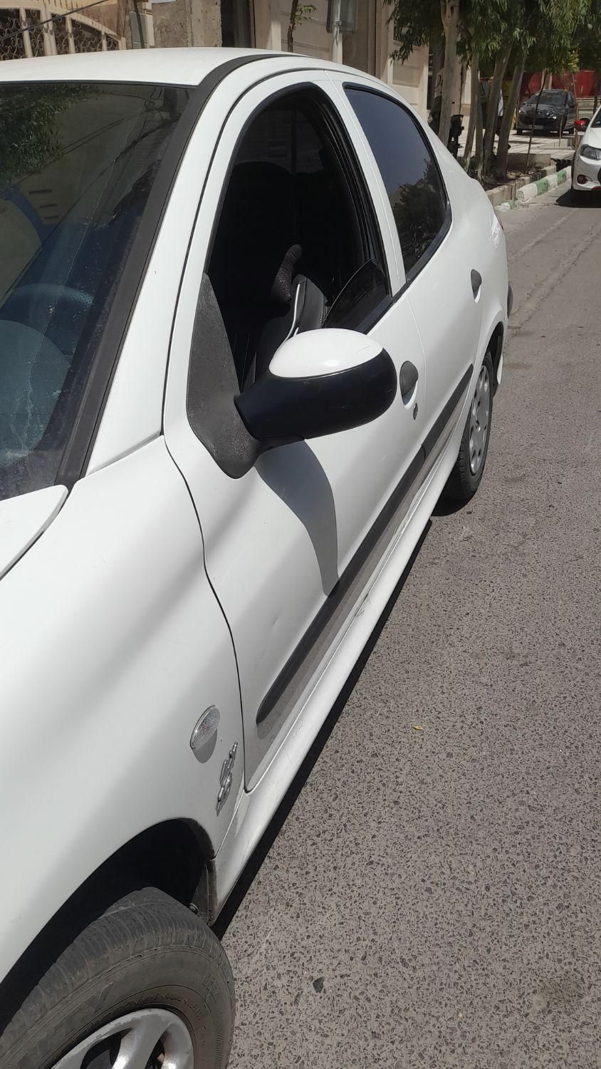 پژو ۲۰۶ صندوق دار v8 - 1397