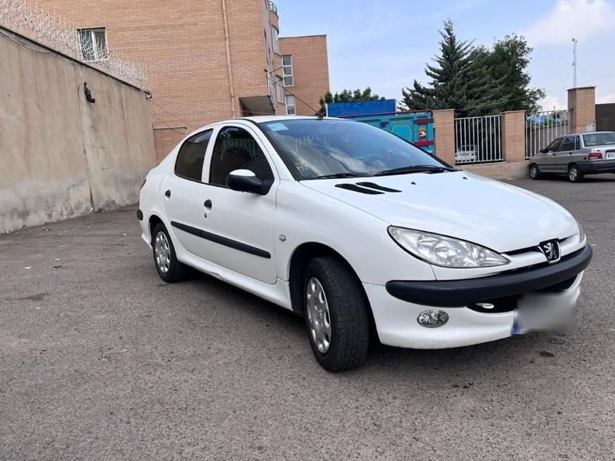 پژو ۲۰۶ صندوق دار v8 - 1396
