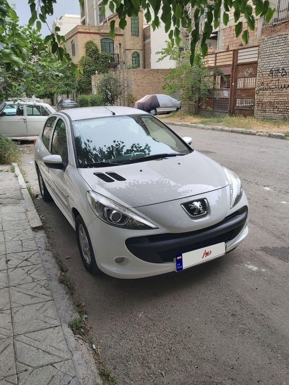 پژو 207 دنده‌ای فرمان هیدرولیک - 1390