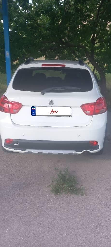 خودرو کوییک، معمولی آگهی ann_18580470