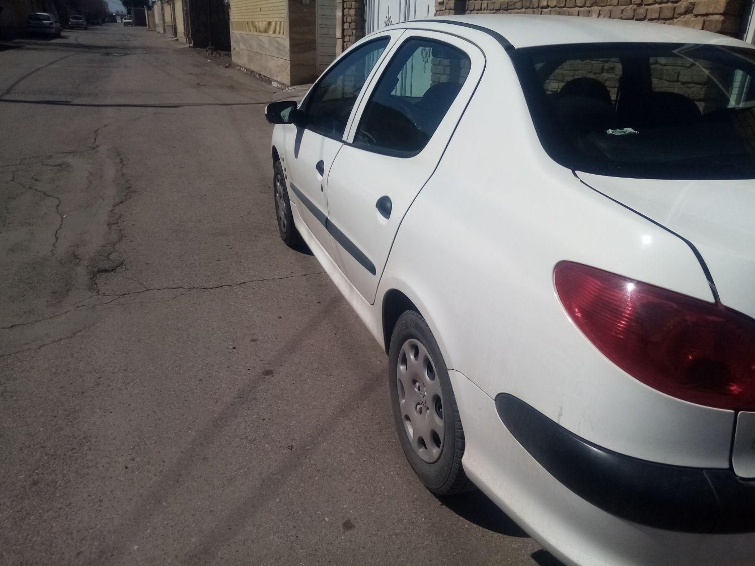 پژو ۲۰۶ صندوق دار v8 - 1399