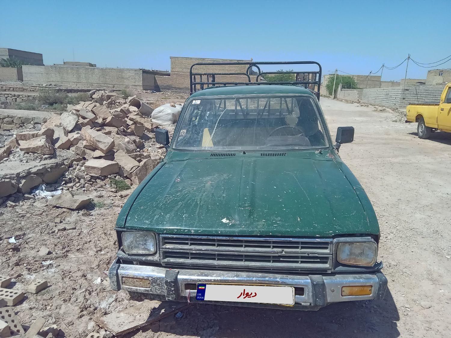 تویوتا کمری XLE - 1402