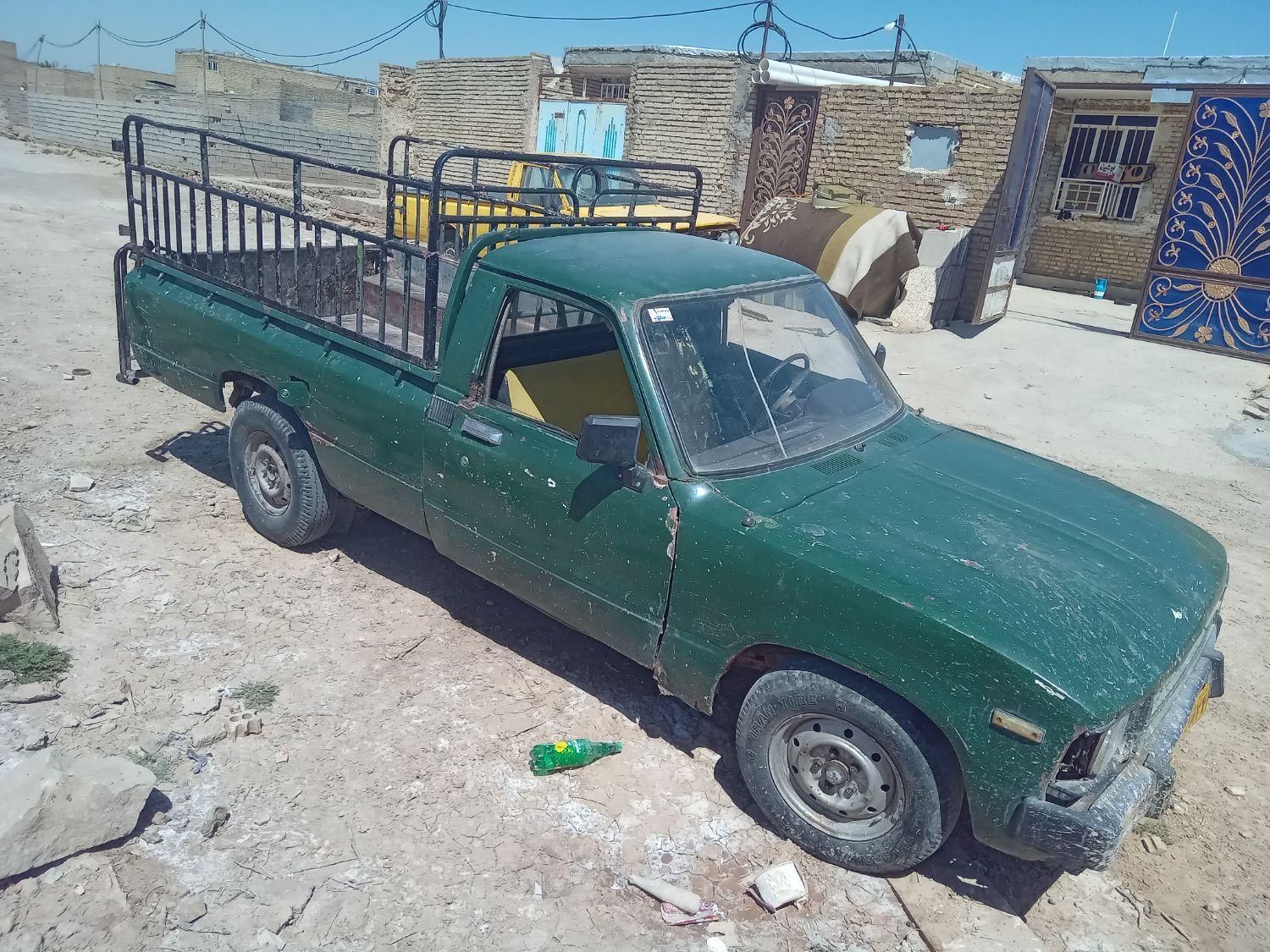 تویوتا کمری XLE - 1402