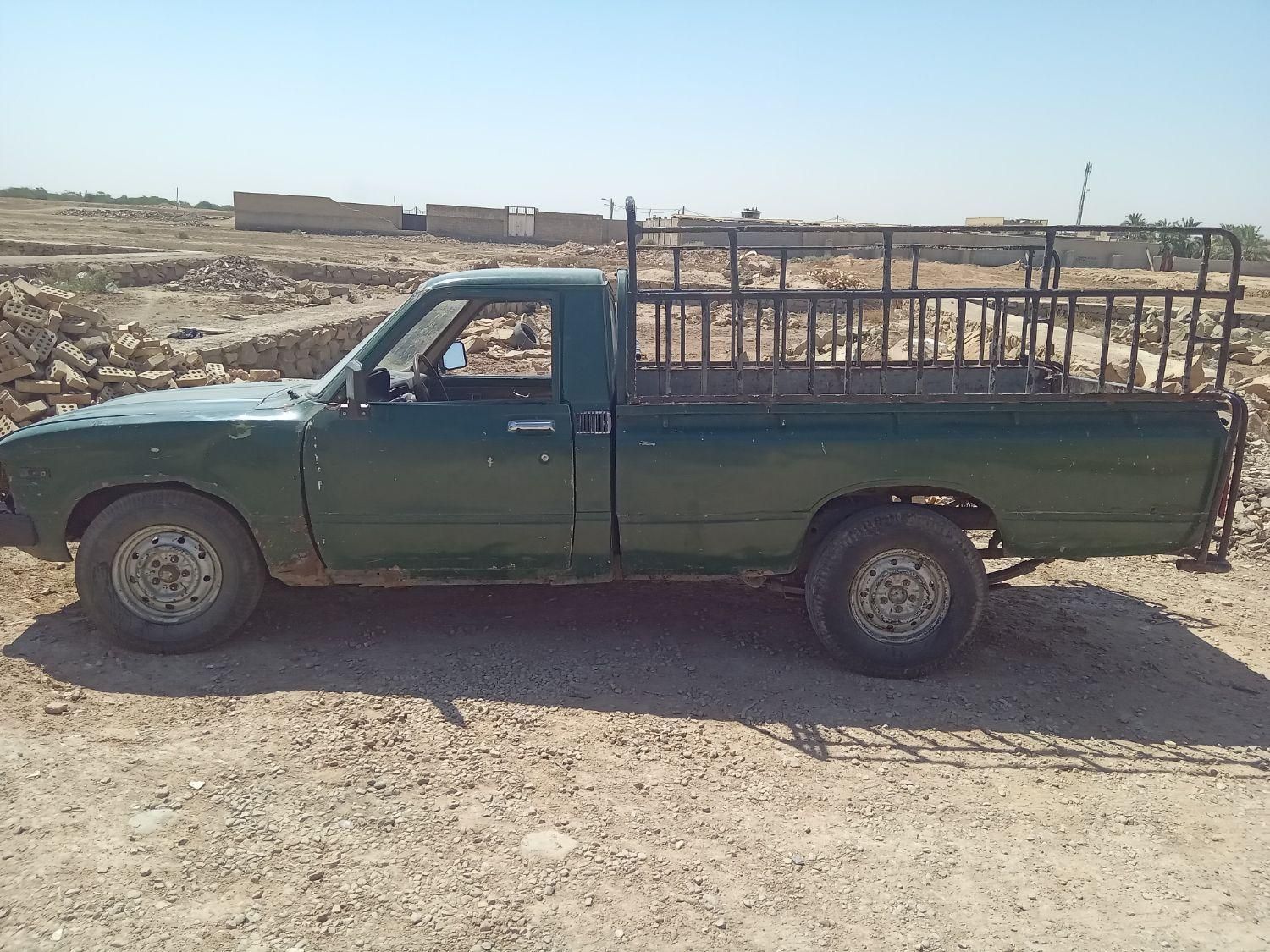 تویوتا کمری XLE - 1402
