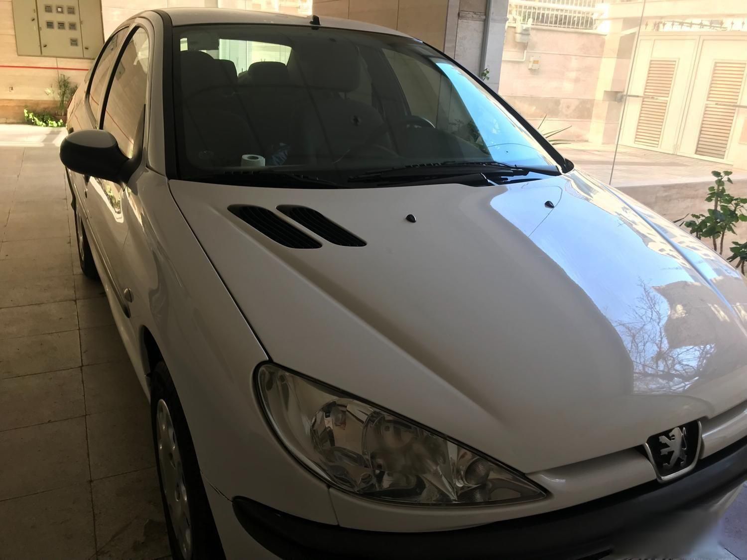 پژو ۲۰۶ صندوق دار v8 - 1395