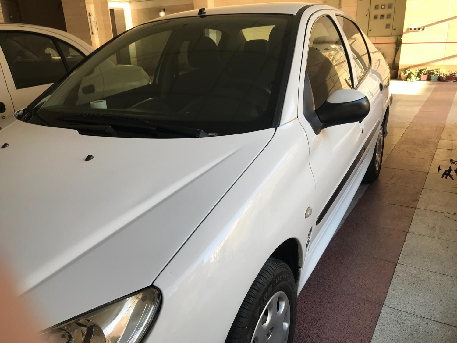 پژو ۲۰۶ صندوق دار v8 - 1395