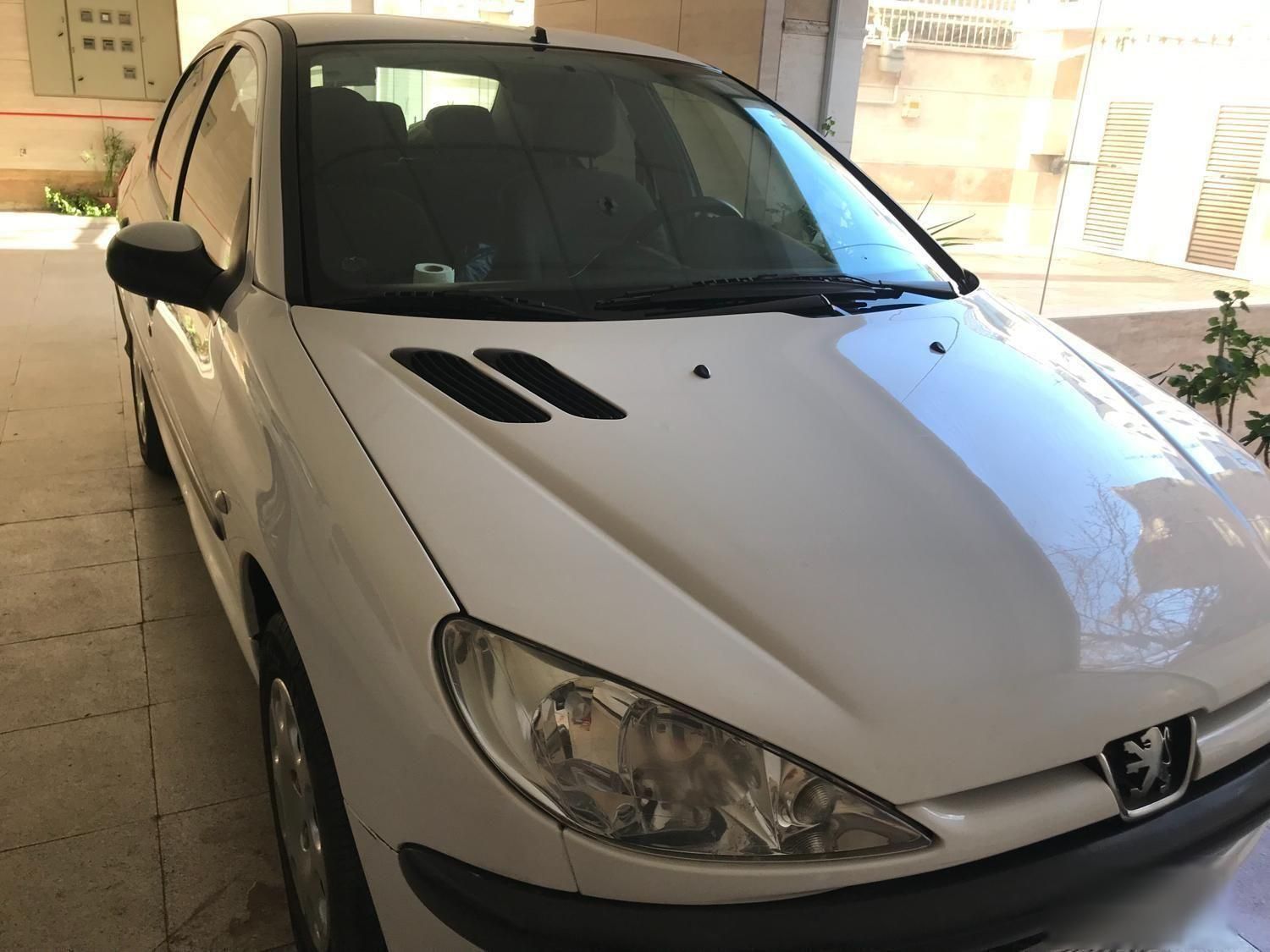 پژو ۲۰۶ صندوق دار v8 - 1395