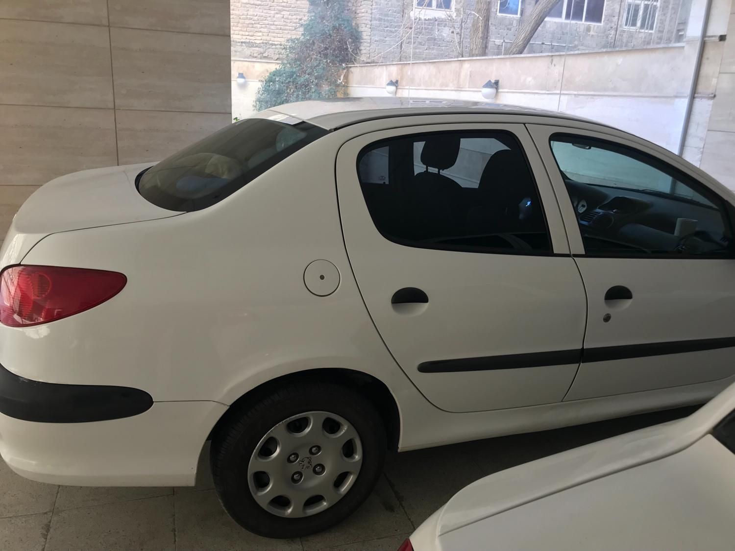 پژو ۲۰۶ صندوق دار v8 - 1395