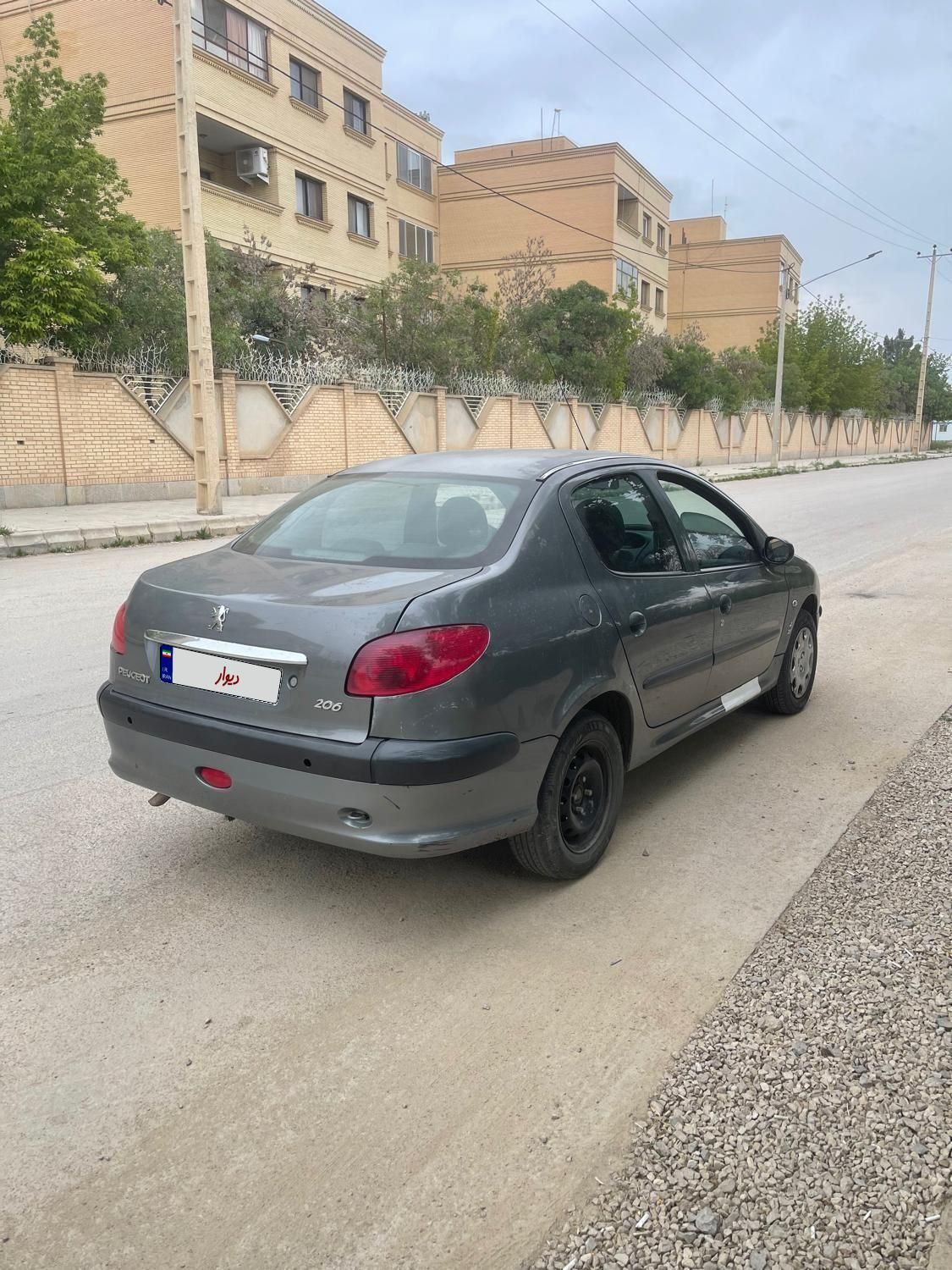پژو ۲۰۶ صندوق دار v8 - 1389