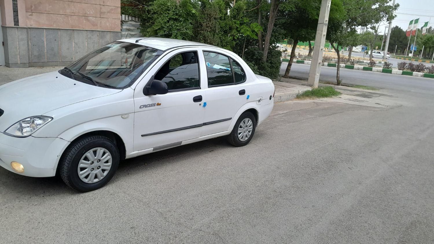 تیبا صندوق دار SX - 1396