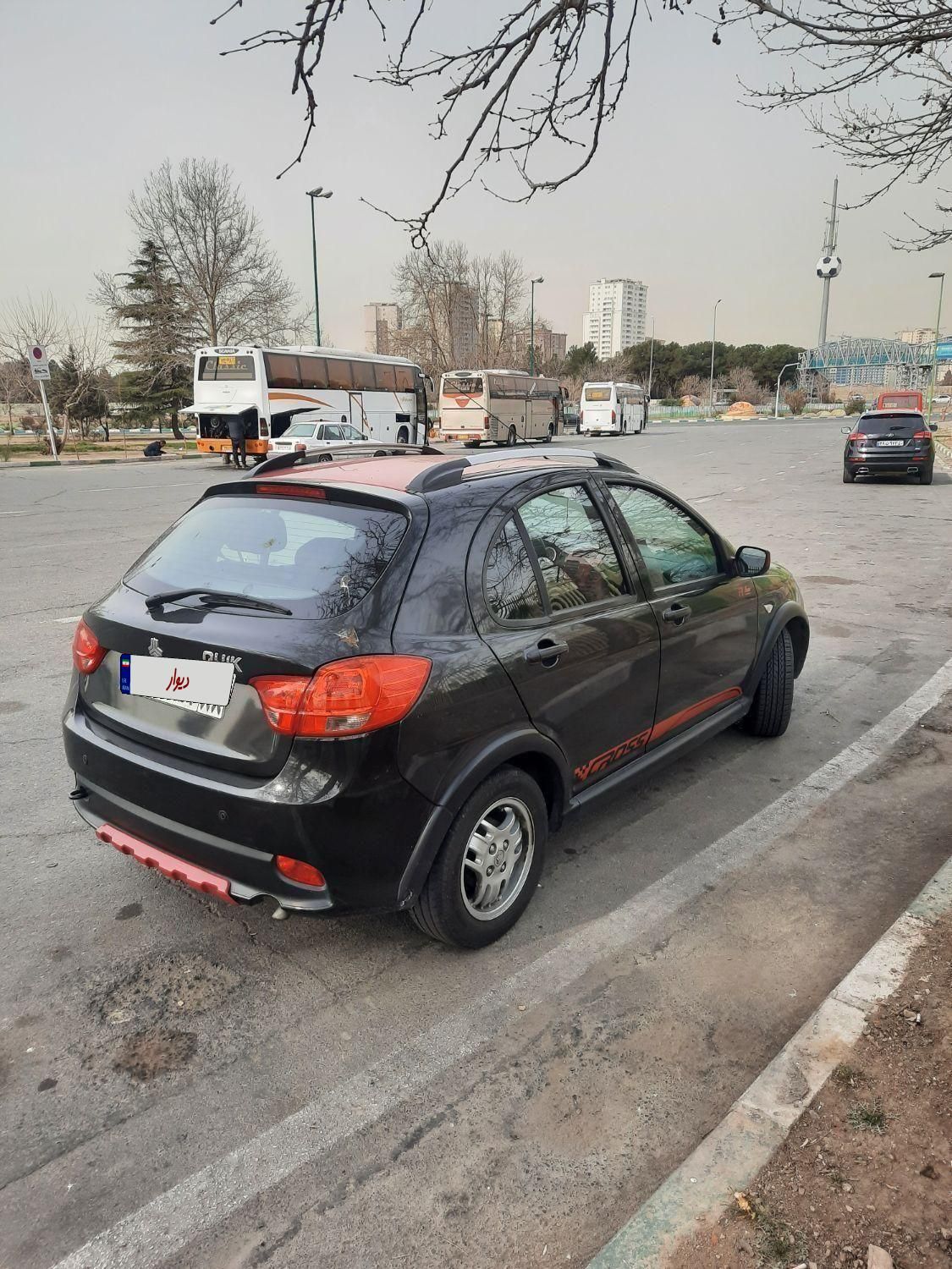خودرو کوییک، R آگهی ann_18583078