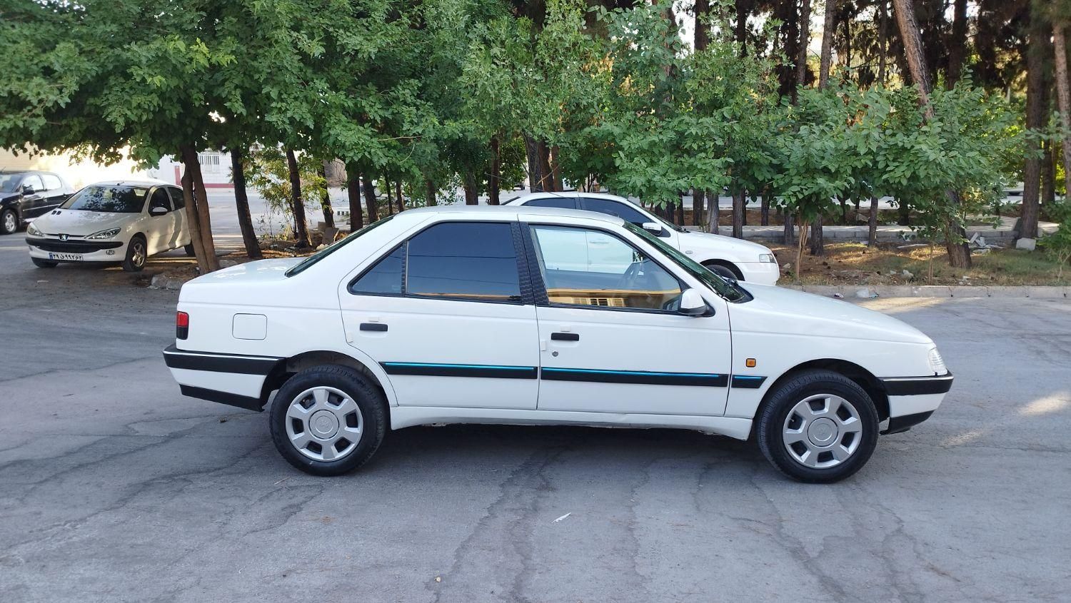 پژو 405 SLX بنزینی TU5 - 1390