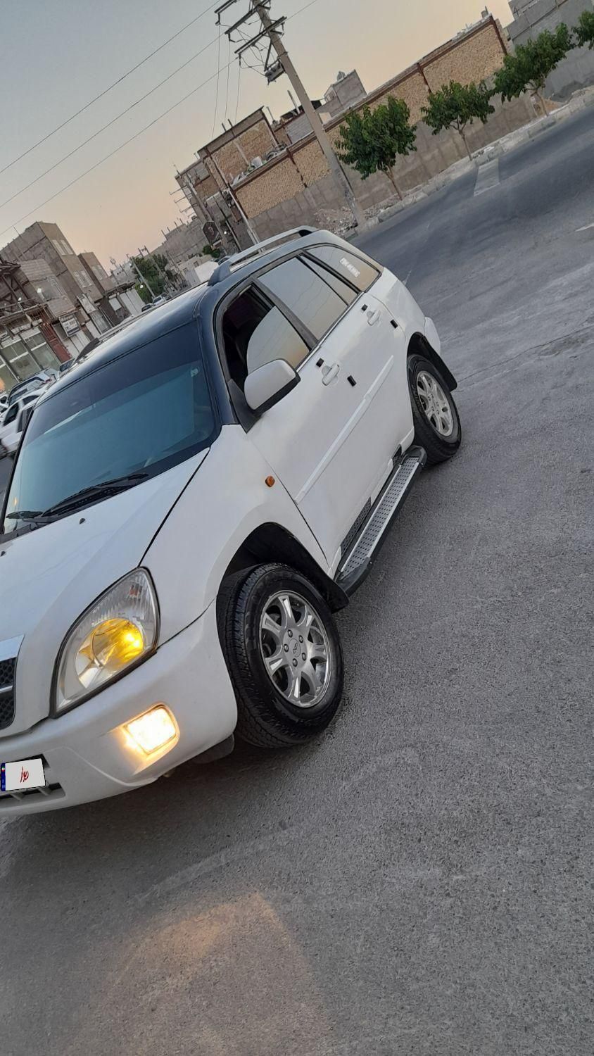 ام وی ام X33 دنده‌ای ساده - 2012