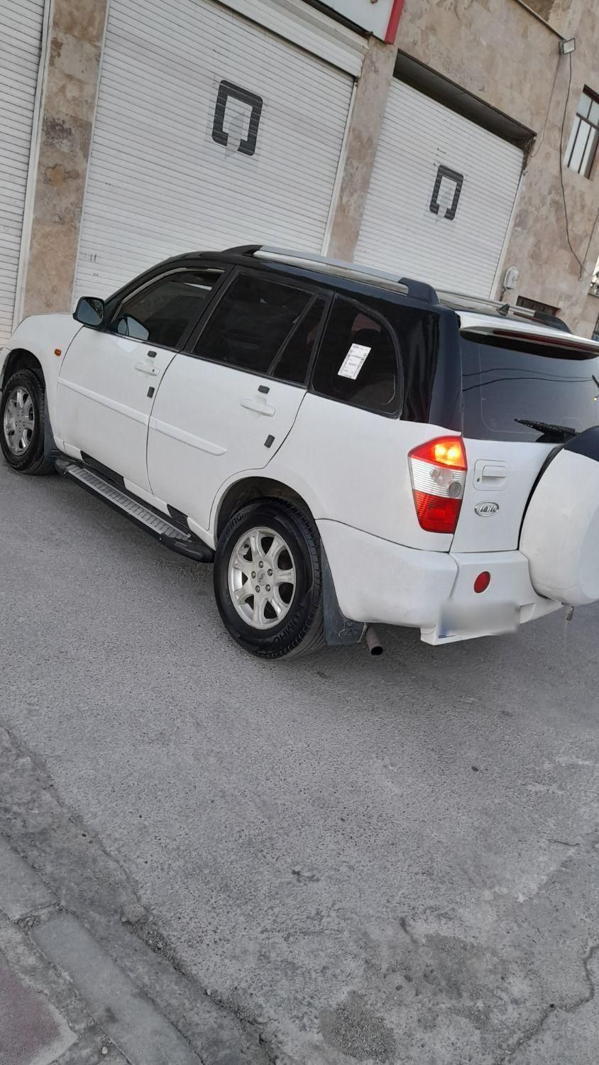 ام وی ام X33 دنده‌ای ساده - 2012