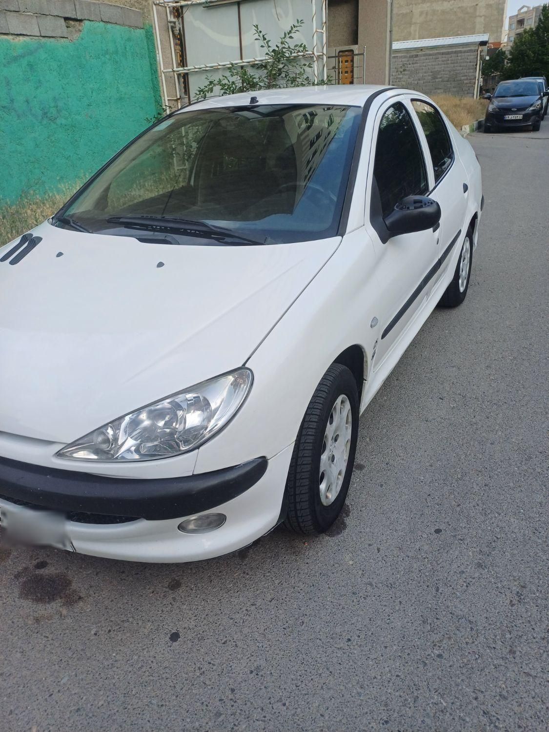 پژو ۲۰۶ صندوق دار v8 - 1391