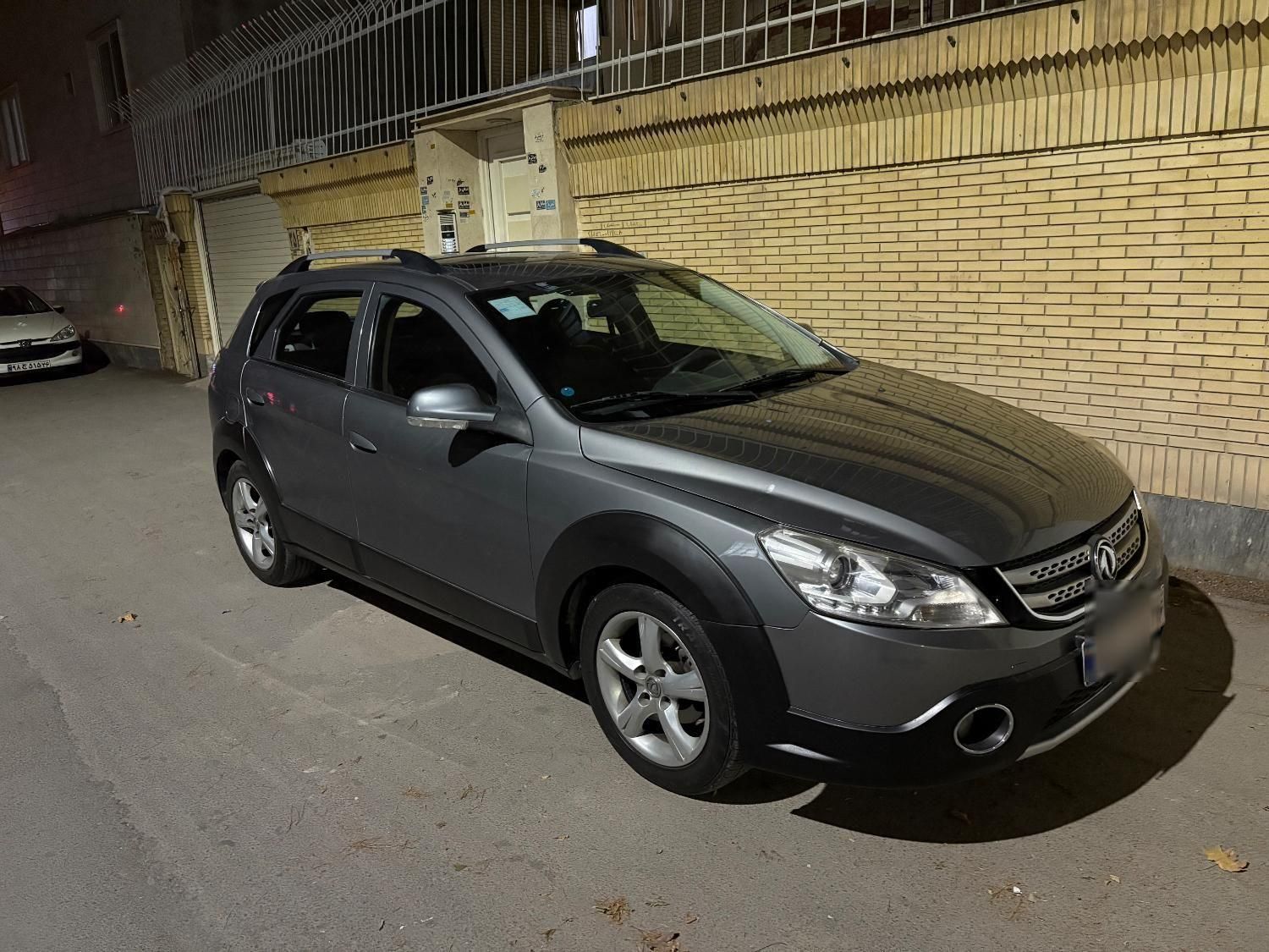 خودرو دانگ فنگ، H30 کراس آگهی ann_18583670