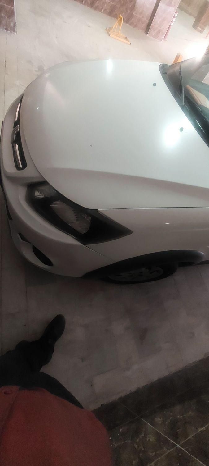 خودرو کوییک، معمولی آگهی ann_18584530