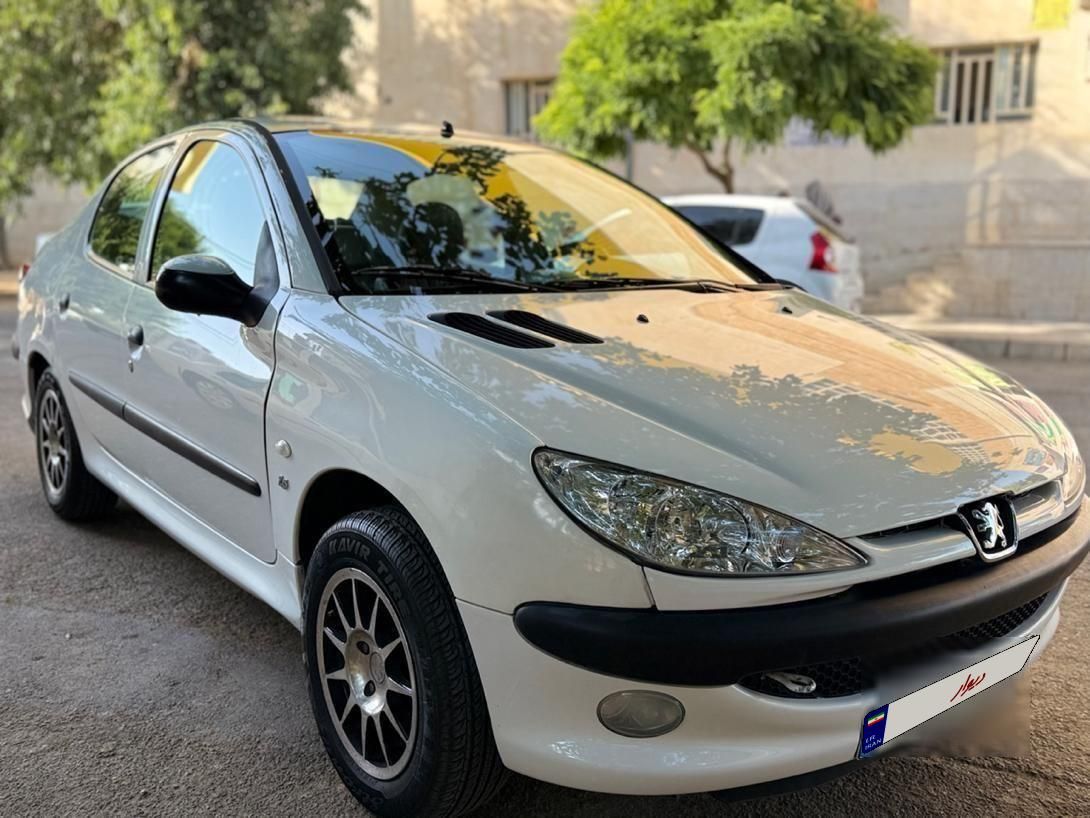 پژو ۲۰۶ صندوق دار v8 - 1395